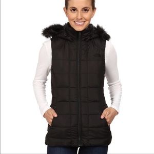The North Face Gotham down black hooded vest medium